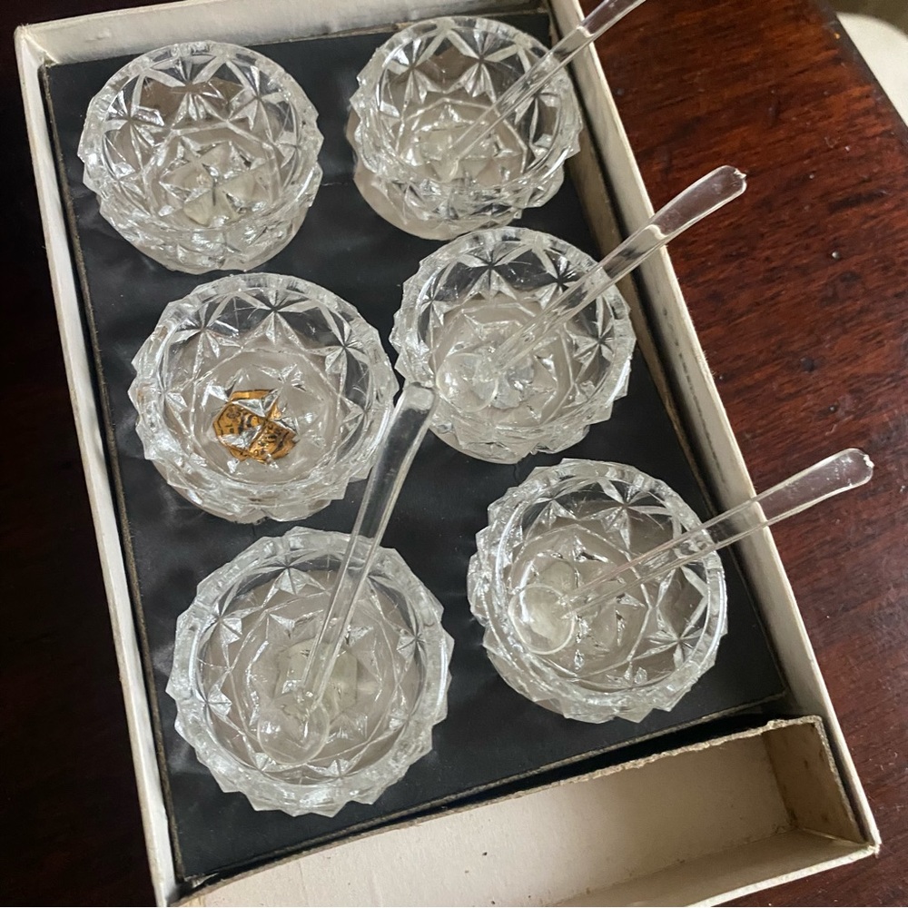 Cut Crystal Salt Cellars with Spoons - Set of 6 - Picture 2 of 6